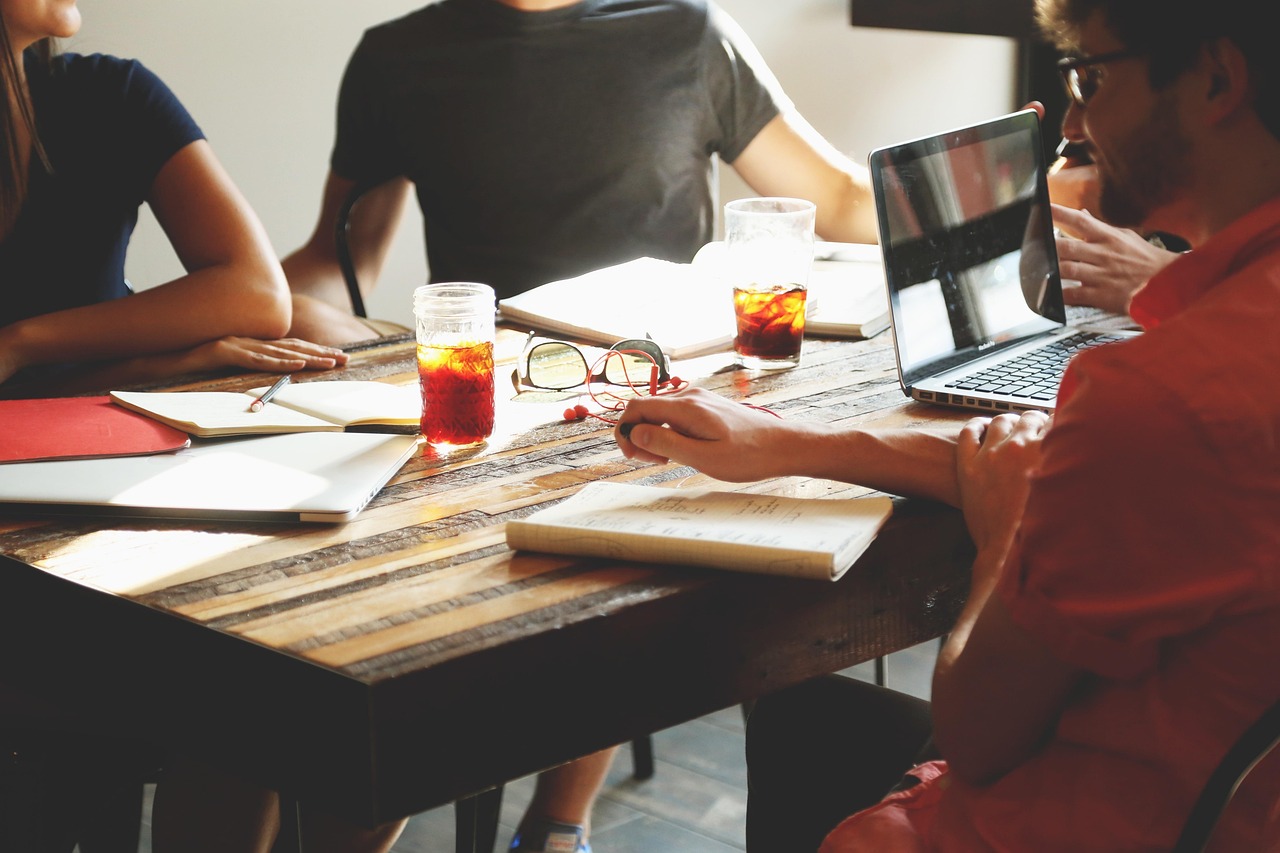 Meeting, brainstorming, business — Dynamic Link Libraries in Java