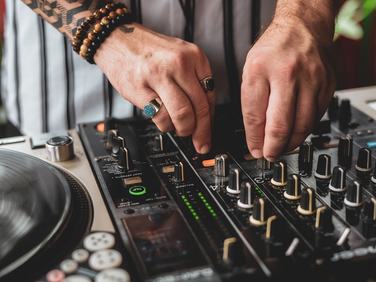 Dj, pioneer, rings — Enjoy Smooth and Secure Gaming at Janggu Casino