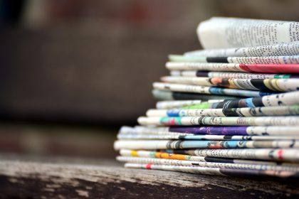 Newspapers, pile of newspapers, press — 'I'm a good nutritionist, here's what just how long you lay on the bathroom lets you