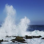 Waves, east sea, breaking waves — Nackdelar med att spela utan svensk licens i Sverige